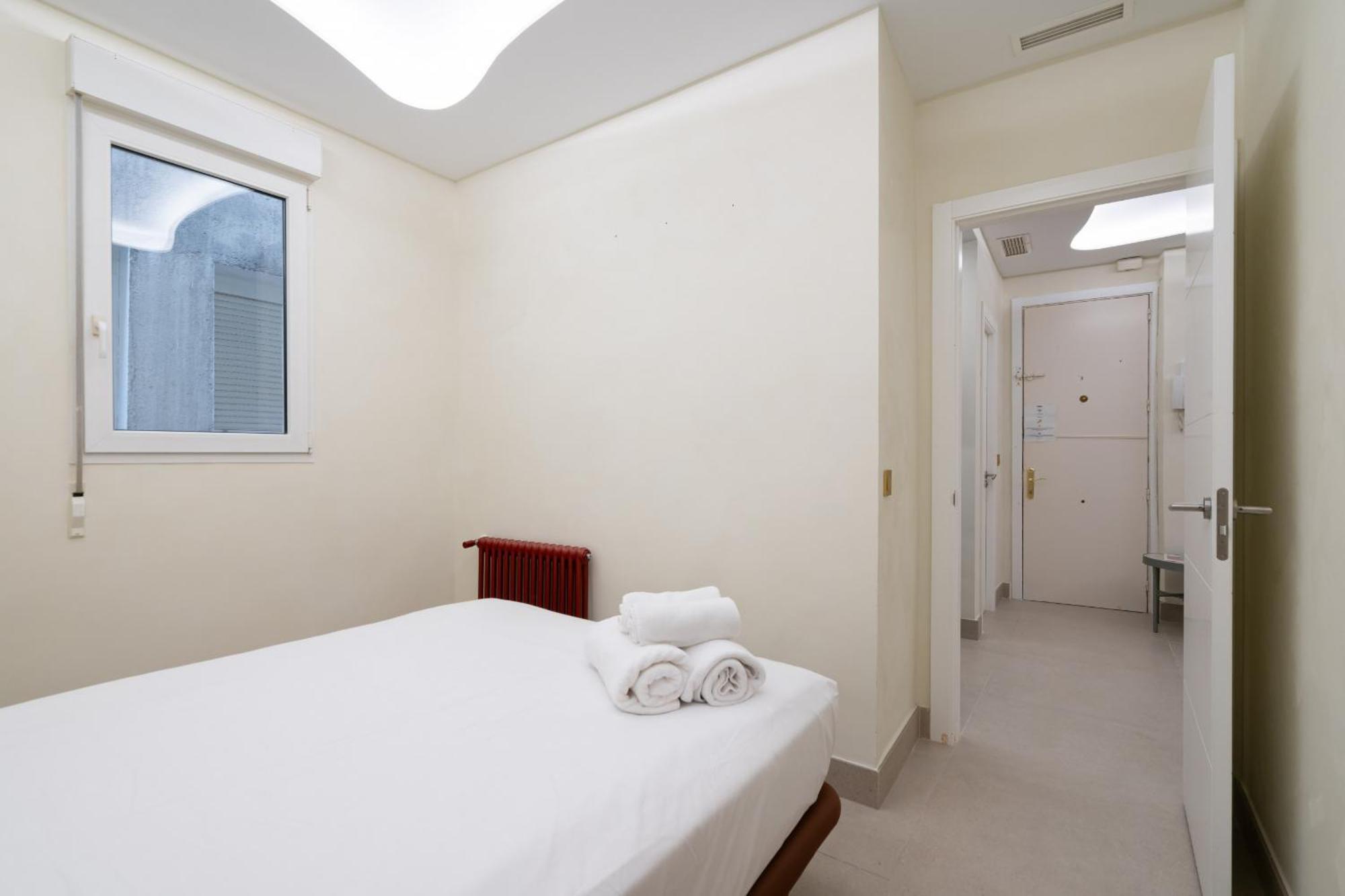 Apartamento Exclusivo En El Retiro Metro Ibiza Alquiler Temporal マドリード エクステリア 写真